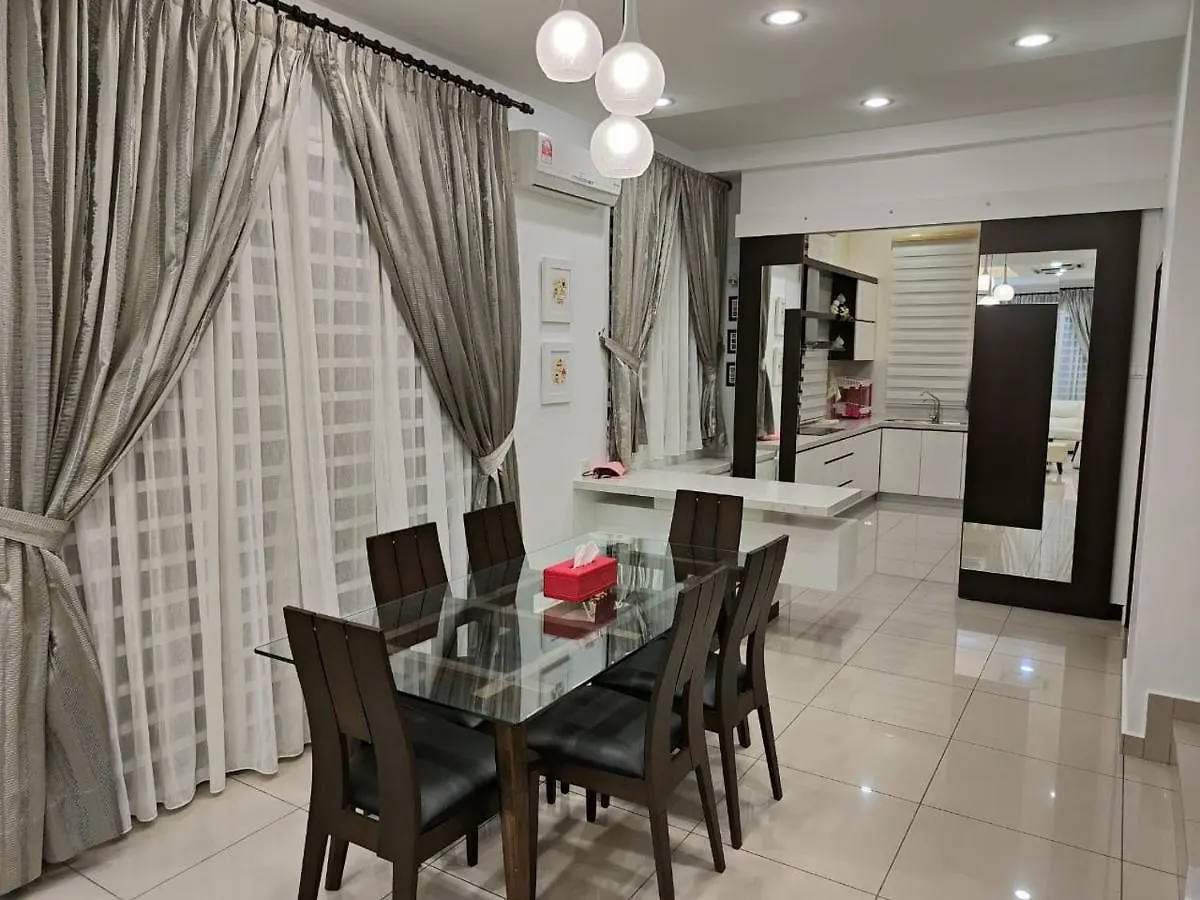 Prestij 3 Homestay, Balik Pulau Malaysia